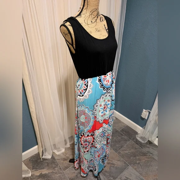 Maxi Dress - Picture 3 of 6